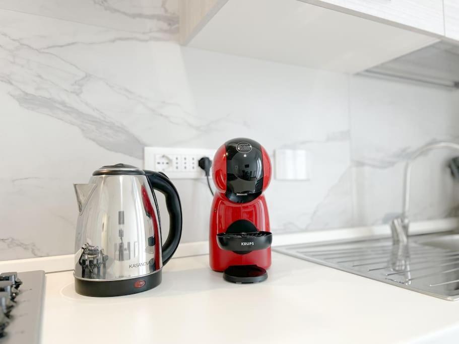 Elegant Apartment - Wifi - Smart Tv - Netflix Genoa Bagian luar foto