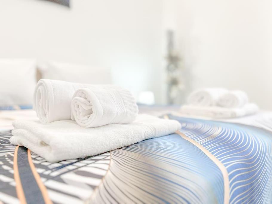 Elegant Apartment - Wifi - Smart Tv - Netflix Genoa Bagian luar foto