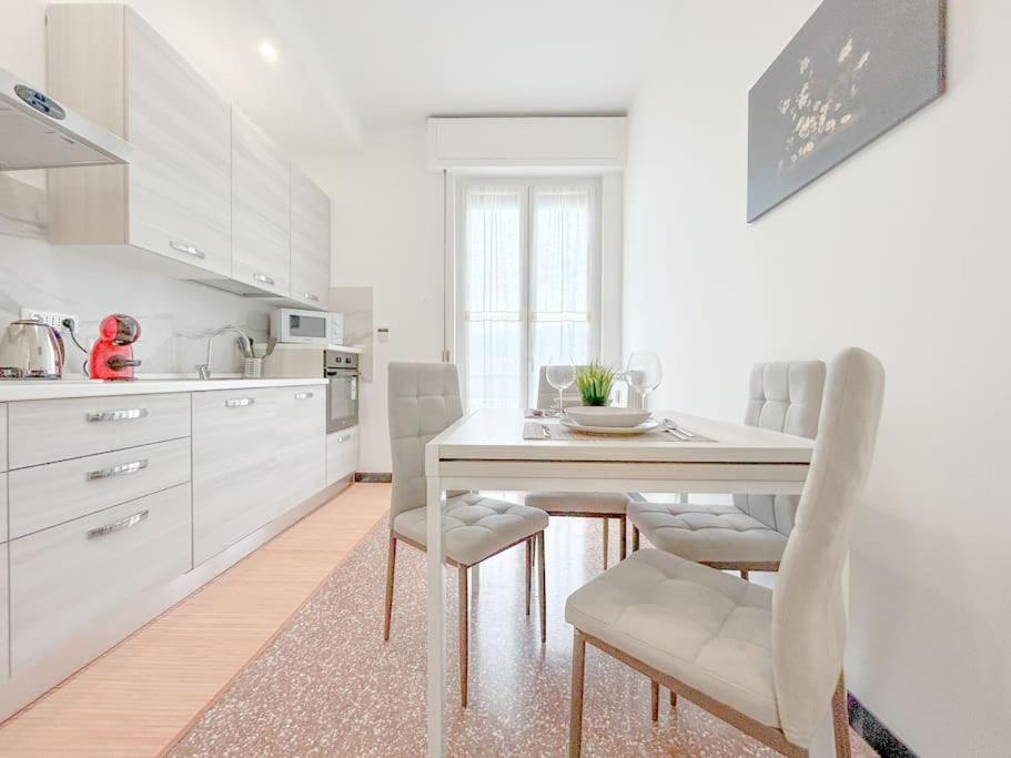 Elegant Apartment - Wifi - Smart Tv - Netflix Genoa Bagian luar foto