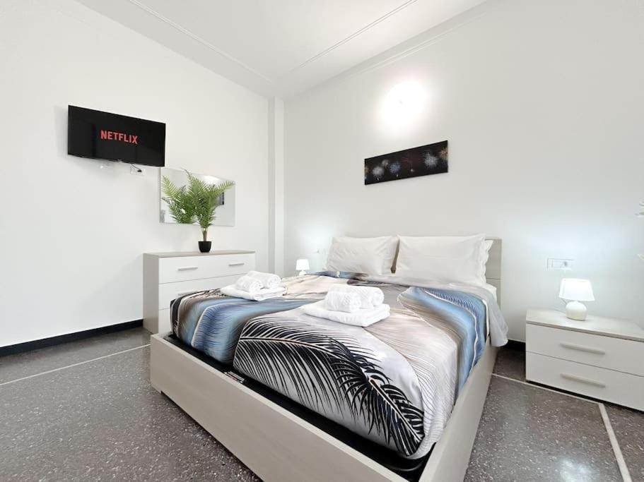 Elegant Apartment - Wifi - Smart Tv - Netflix Genoa Bagian luar foto